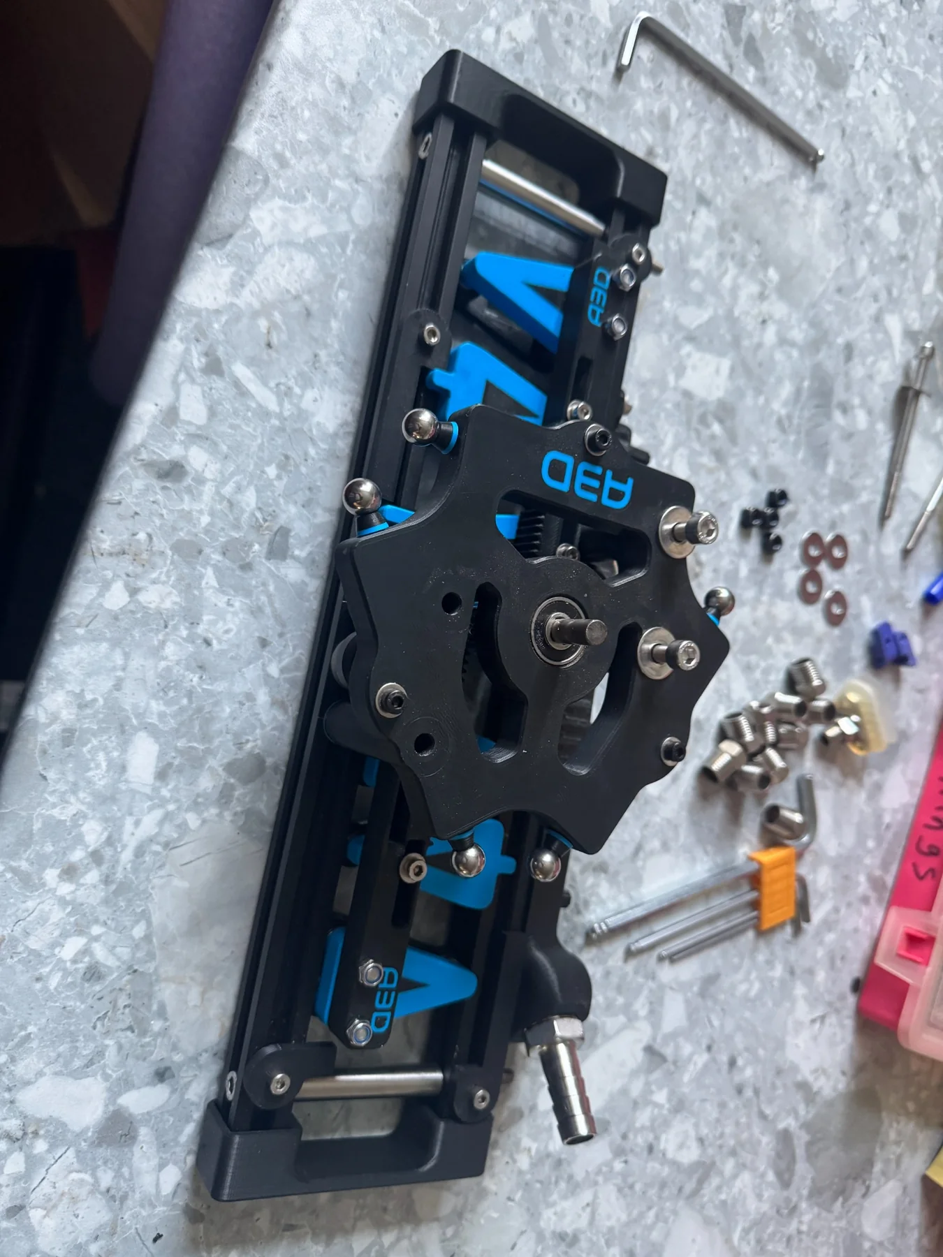 Physical A3D pick-and-place head